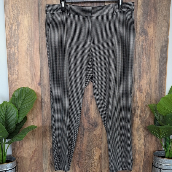 Talbots Hampshire Black and White Patterned Trousers 16       P195 - Picture 2 of 10